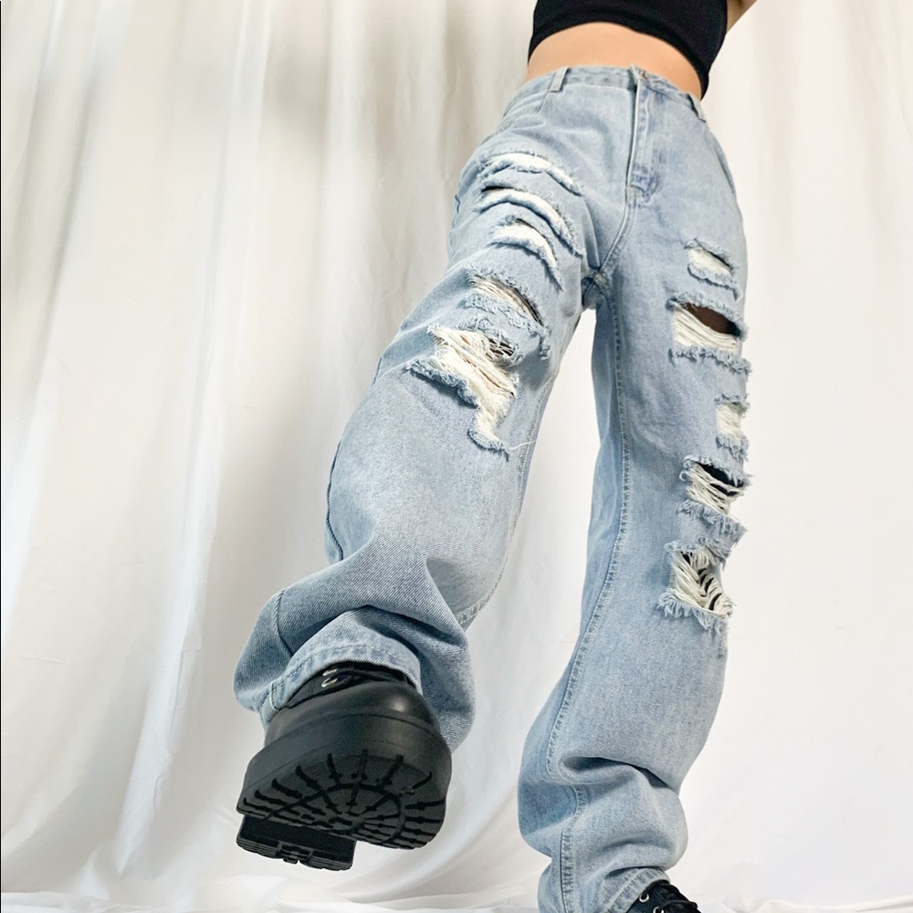 Distressed Oversized Boyfriend Jeans